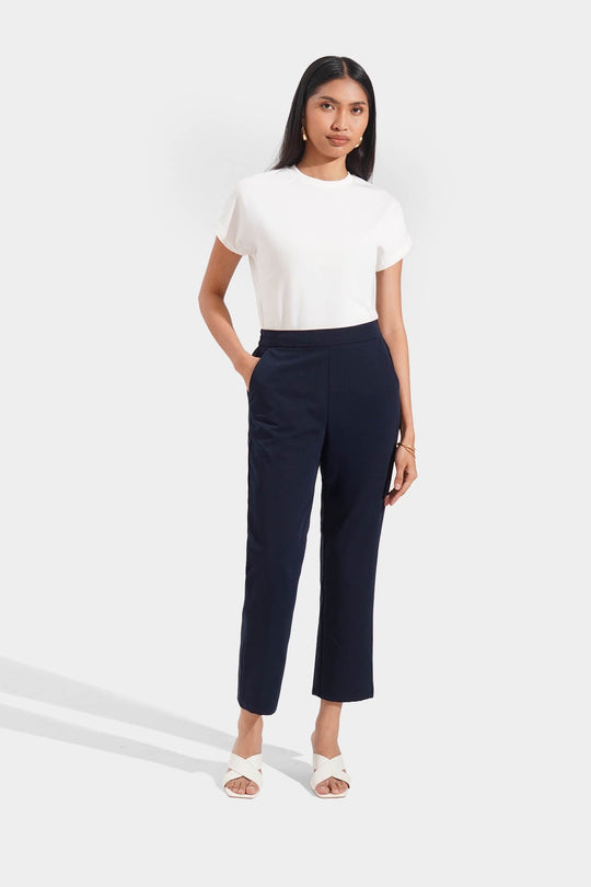 Cozy: Tapered Trousers