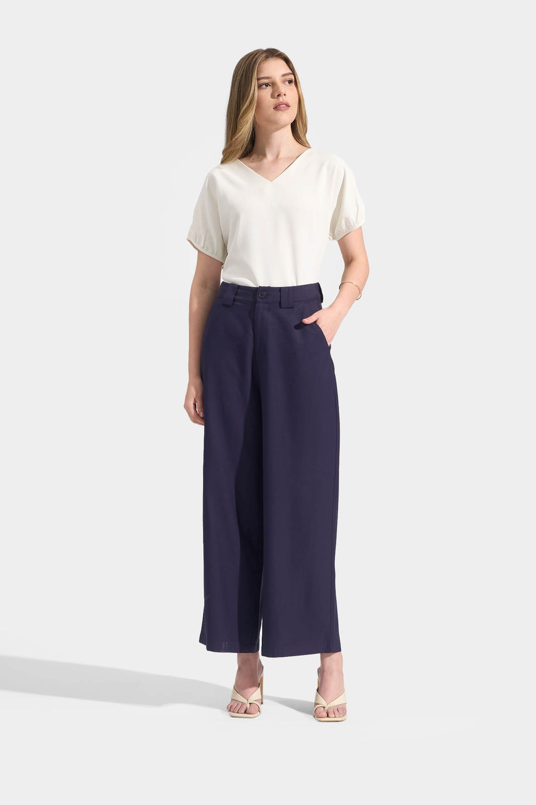 990501-Off White (4).jpg