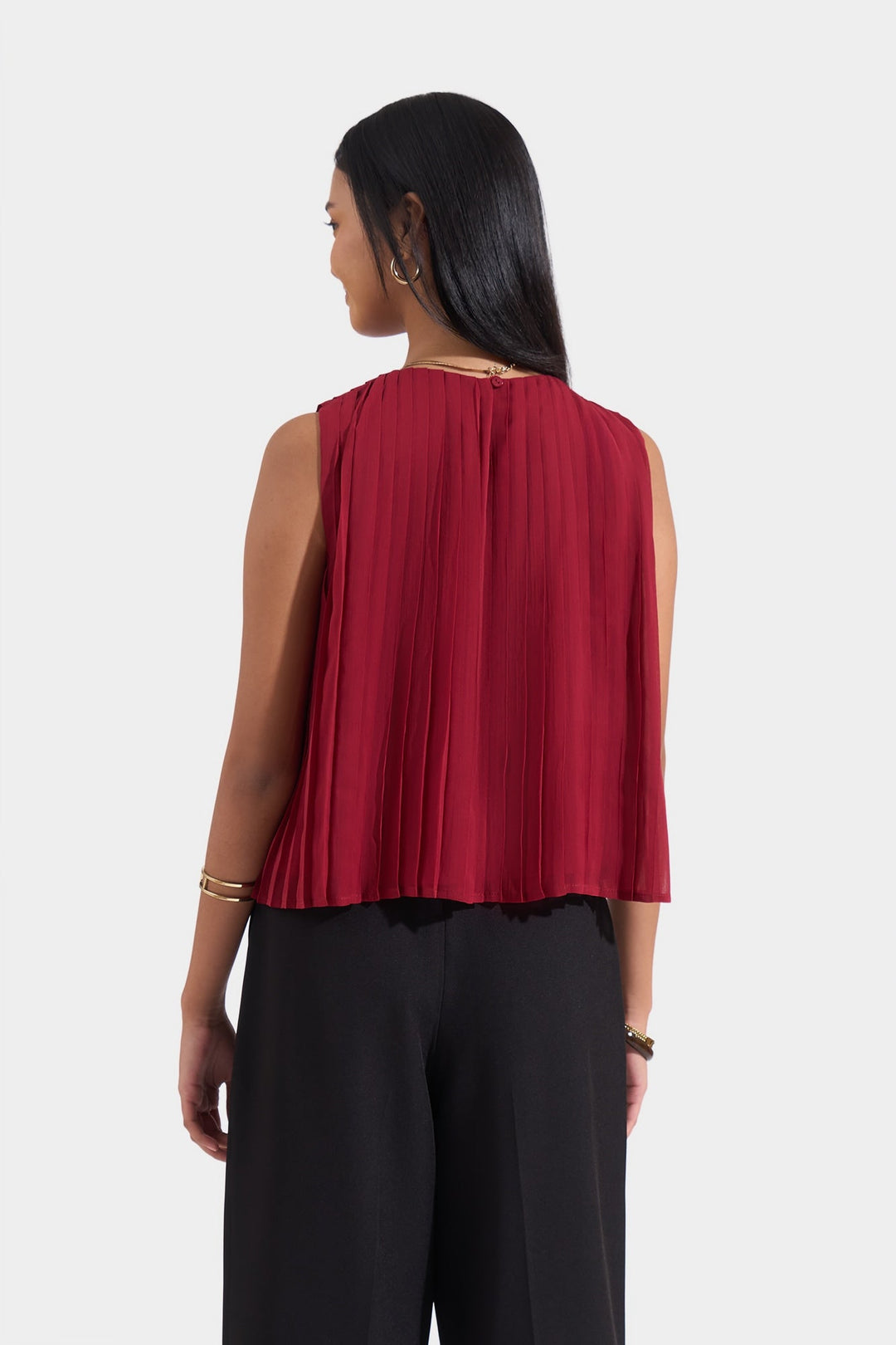 Sleeveless Pleated Blouse