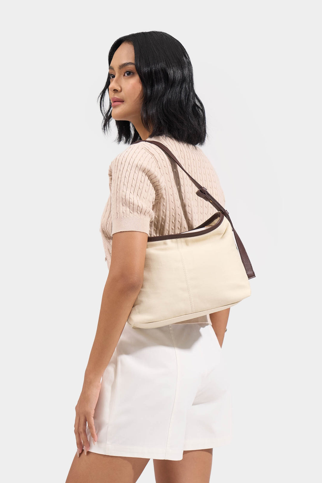 992231-Off White (3).jpg