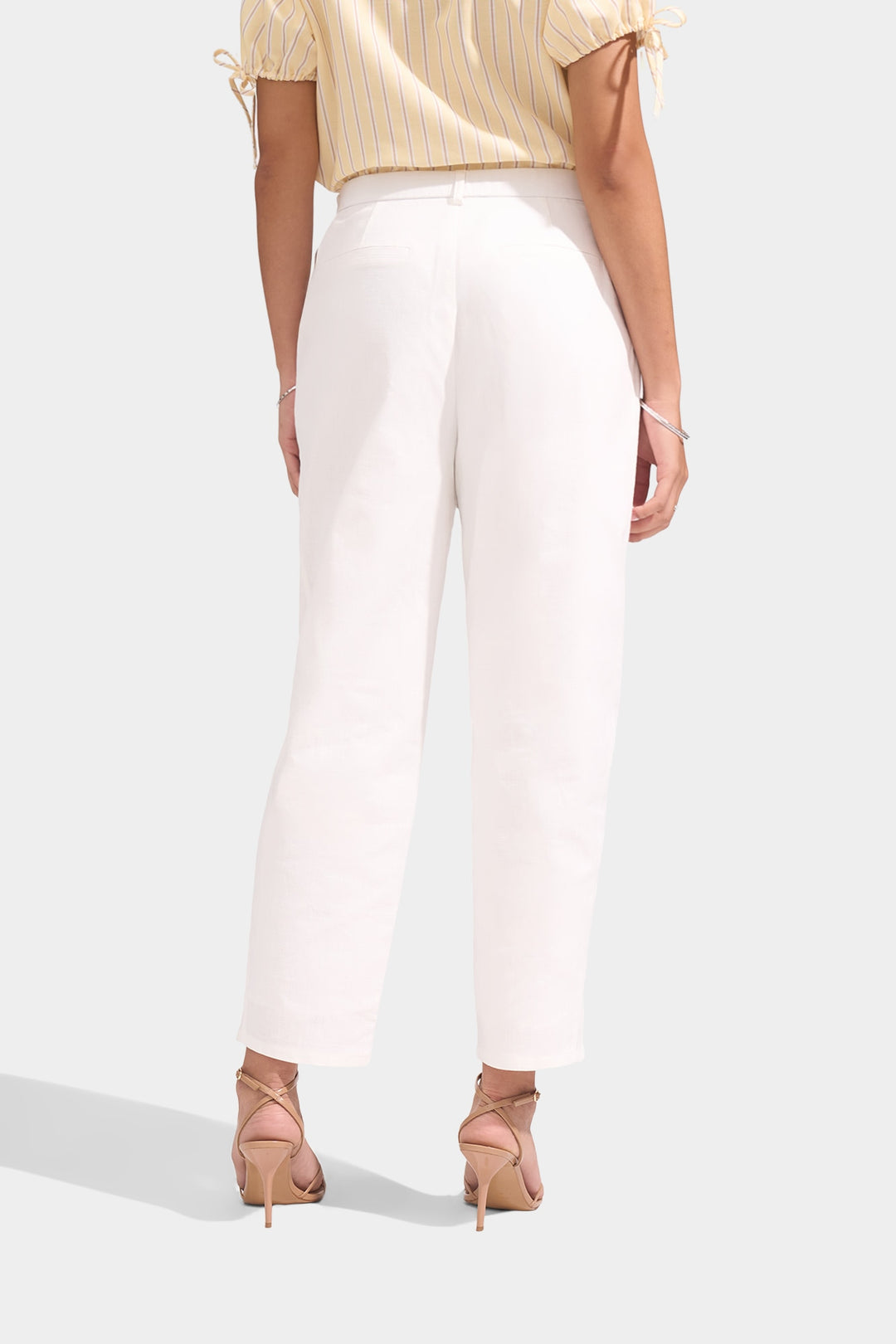 992683-Off White (1).jpg