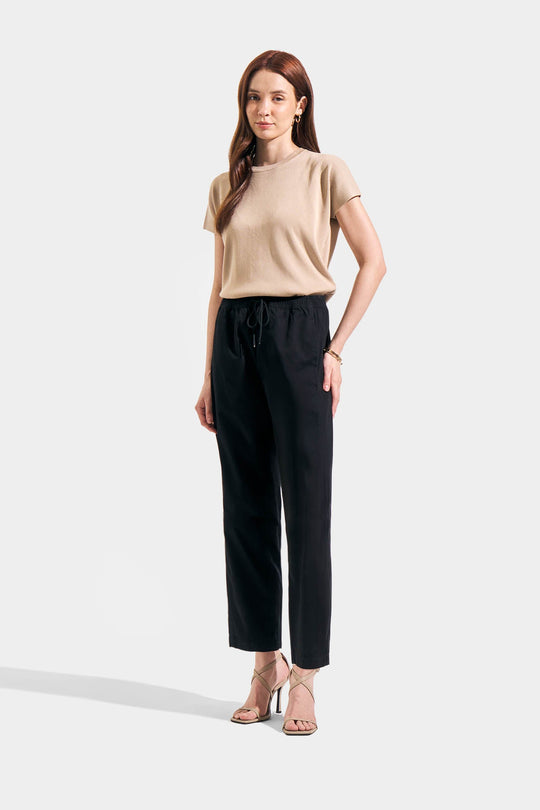 Cozy: Everyday Trousers with Seam Detail