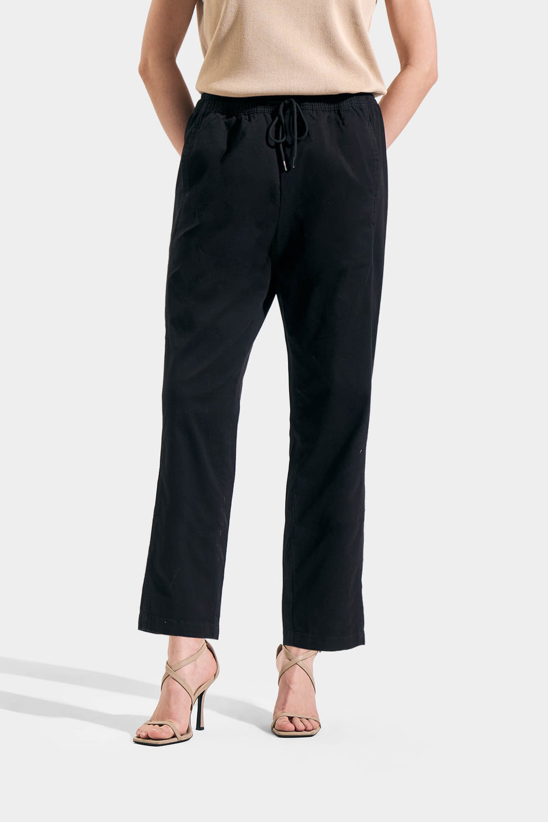 Cozy: Everyday Trousers with Seam Detail