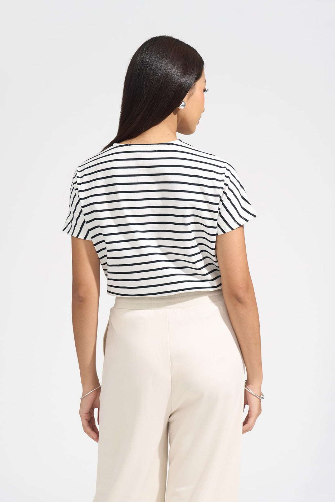 993076-Off White (5).jpg