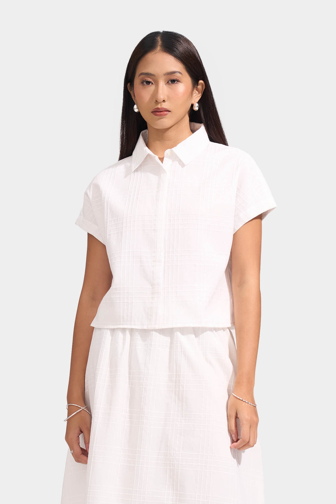 993212-Off White (1).jpg