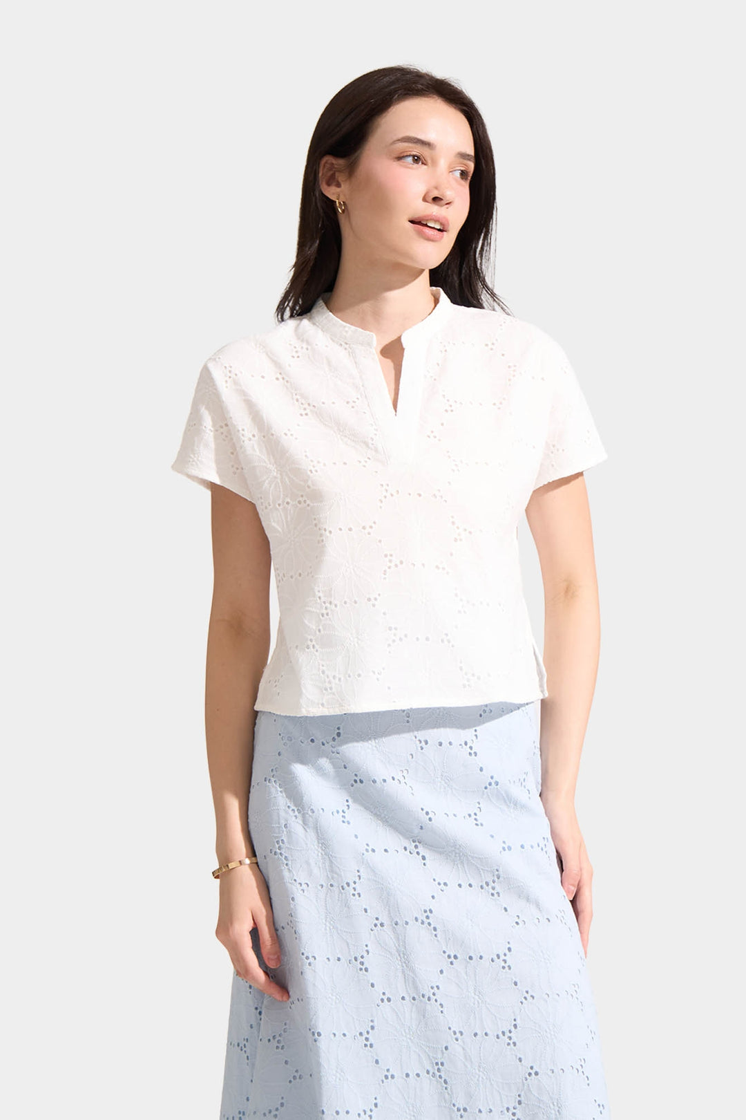 993959-Off White (3).jpg