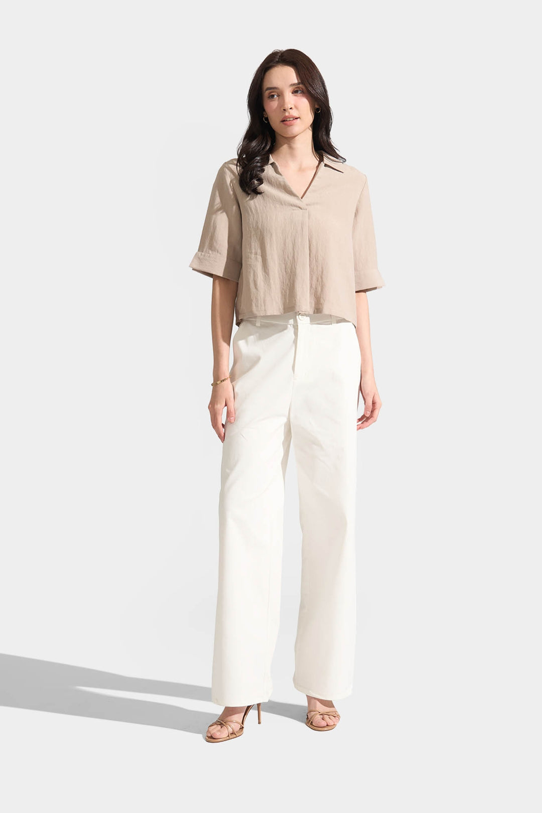 Elbow Sleeved Shirt with Pleating Detail